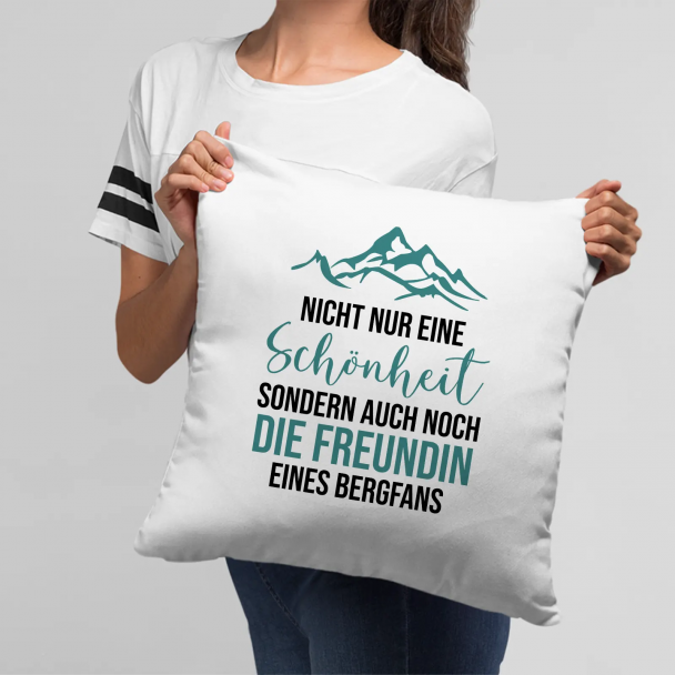 Nicht nur eine Schönheit, sondern auch noch die Freundin eines Bergfans Nicht nur eine Schönheit, sondern auch noch die Freundin eines Bergfans