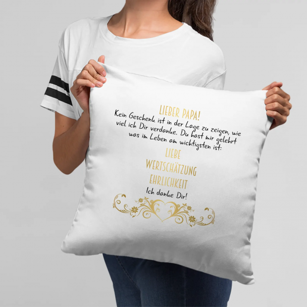 Lieber Papa! Kein Geschenk ist in der Lage zu zeigen, wie viel ich Dir verdanke. Lieber Papa! Kein Geschenk ist in der Lage zu zeigen, wie viel ich Dir verdanke.
