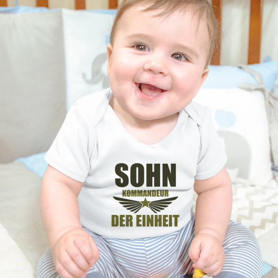 Sohn - Kommandeur der Einheit