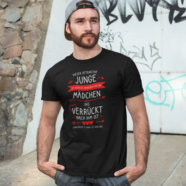 Dieser attraktive Junge ist bereits vergeben an ein Mädchen Dieser attraktive Junge ist bereits vergeben an ein Mädchen