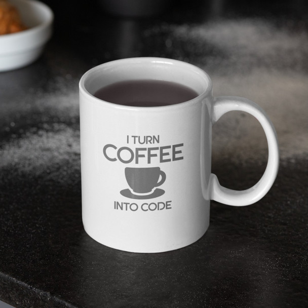 I turn coffee into code - Keramikbecher mit Aufdruck