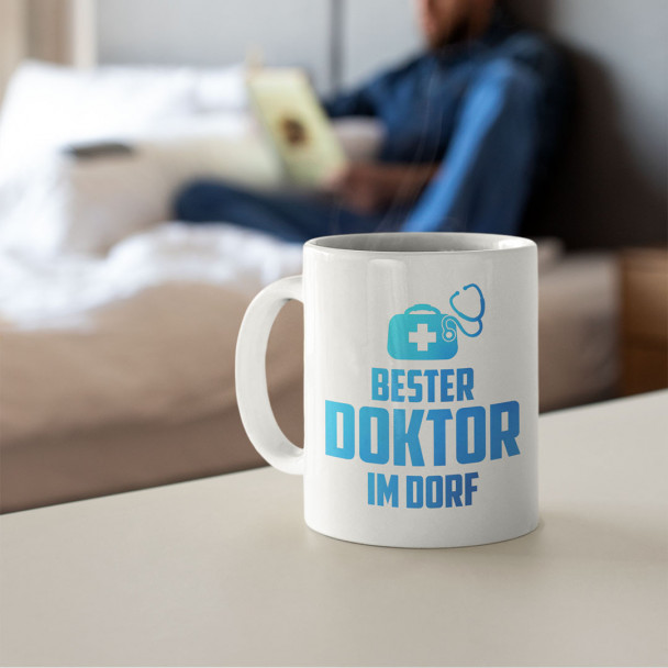 Bester Doktor im Dorf - Keramikbecher mit Aufdruck